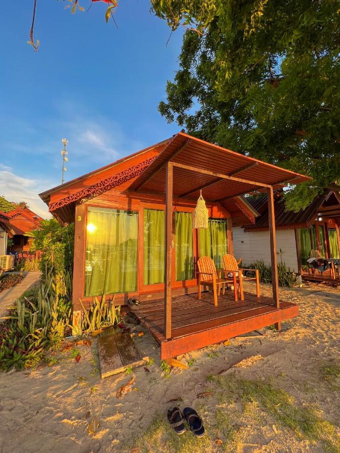 Lipe Power Beach Resort Exterior photo